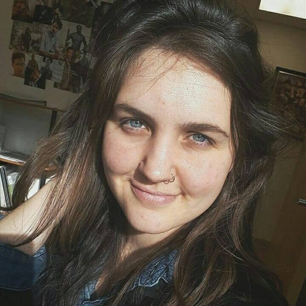 Meet your Posher, Elissa